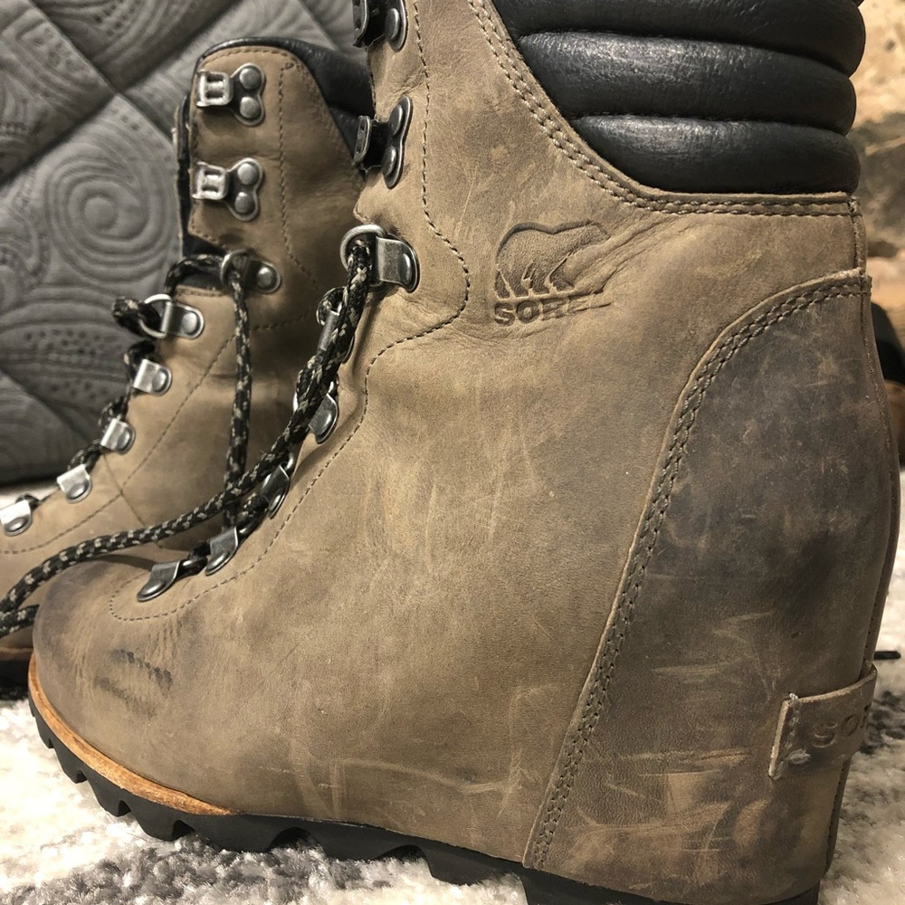 Sorel wedge ankle boot